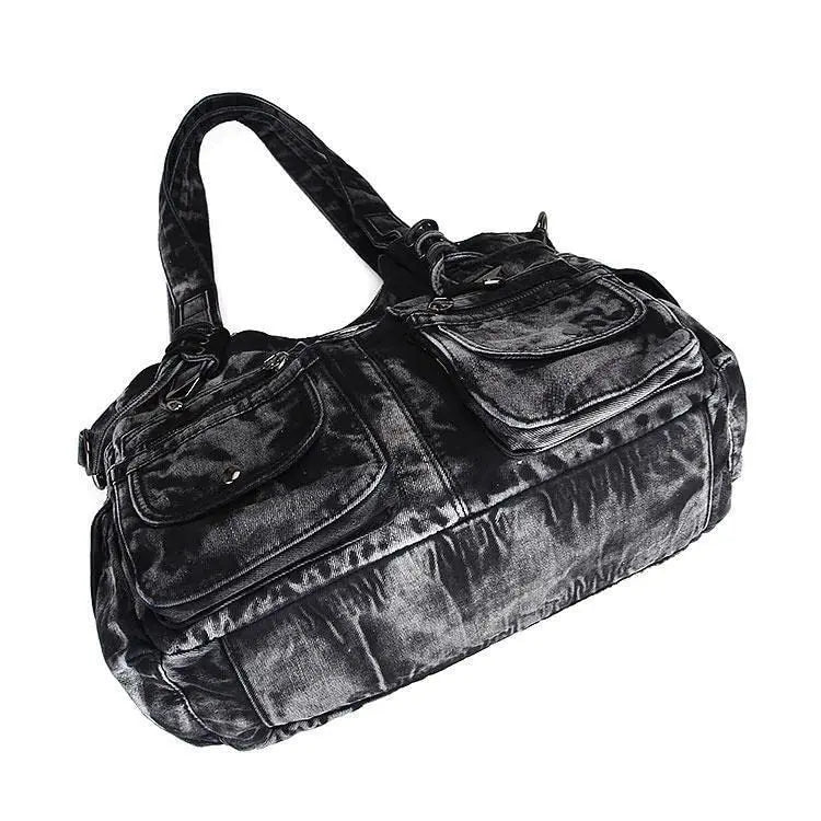 Grand sac bandoulière en jean noir à plat