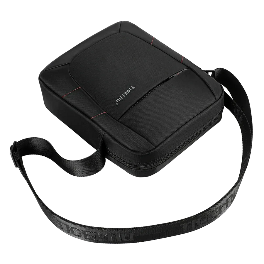 Petit sac bandoulière pour homme à plat