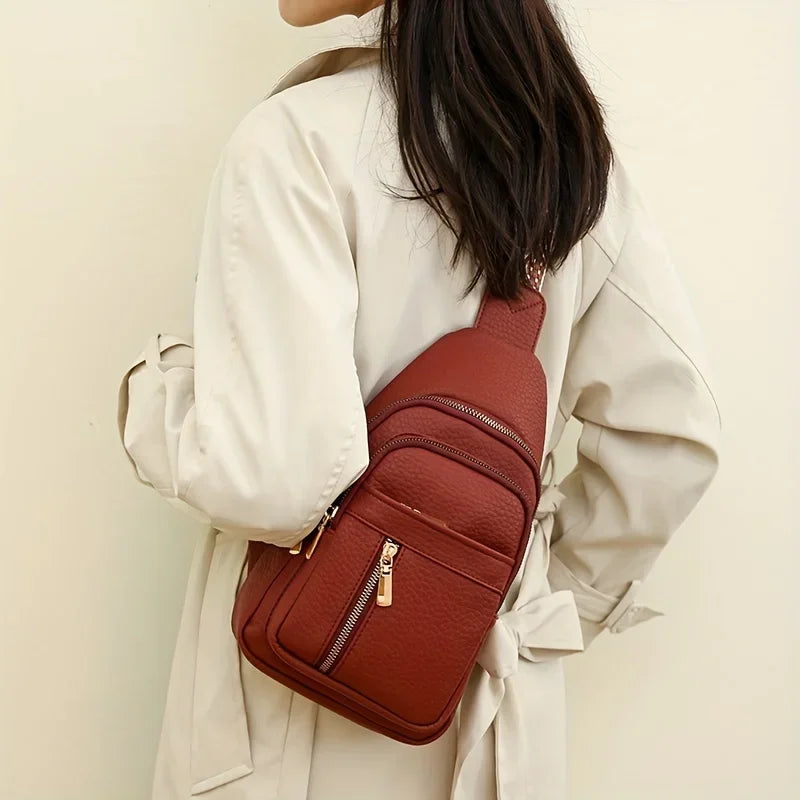 Sac à dos bandoulière femme porté