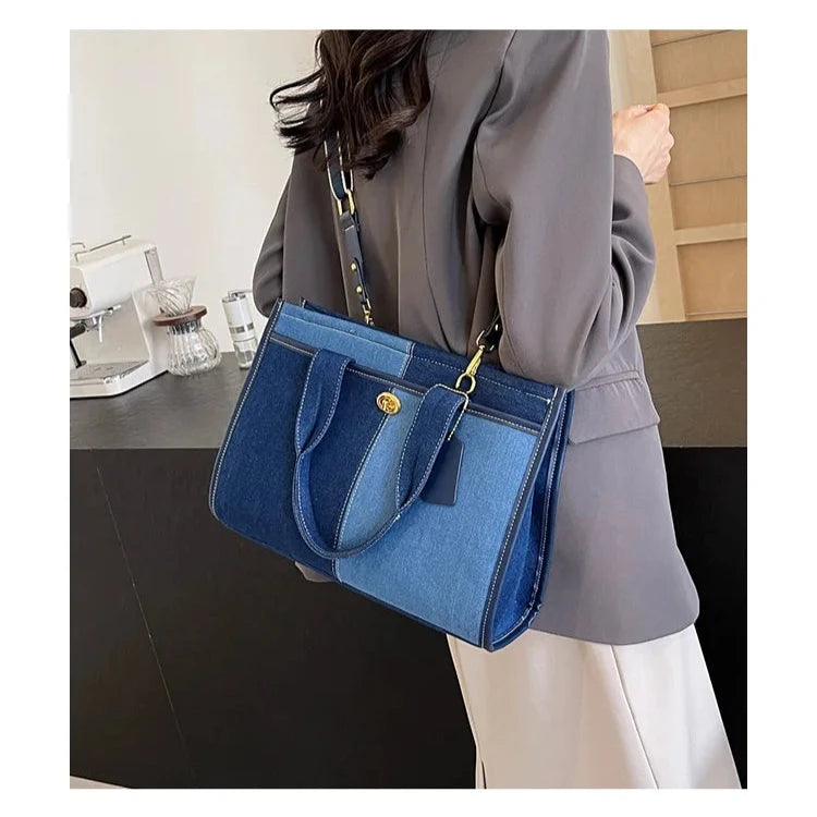 Sac bandoulière en jean pour femme bleu en travers
