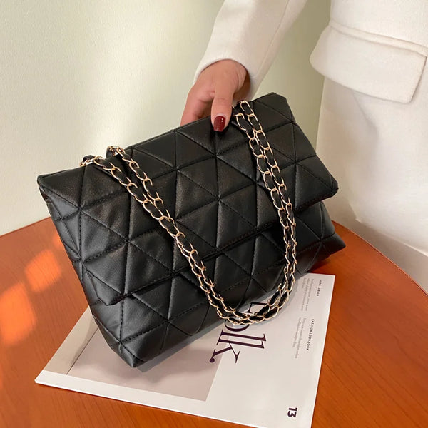 Sac bandoulière matelassé chaine noir