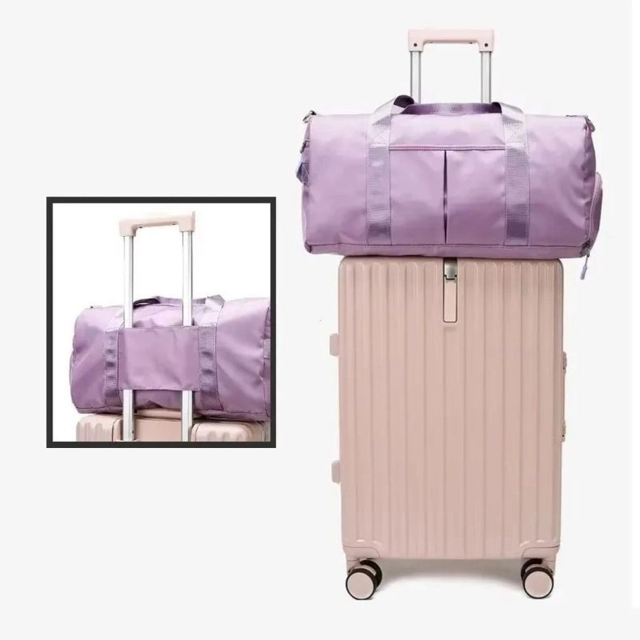 Sac de voyage femme léger et déperlant violet passant trolley