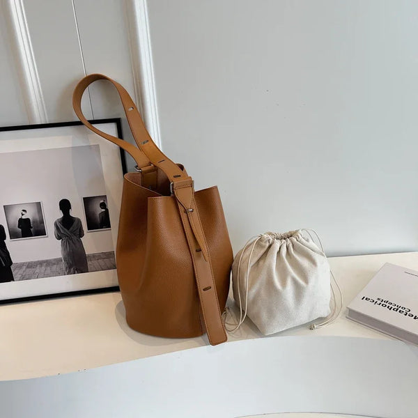 Sac seau bandoulière femme marron