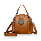 Petit sac bandoulière femme tendance marron de trois quarts