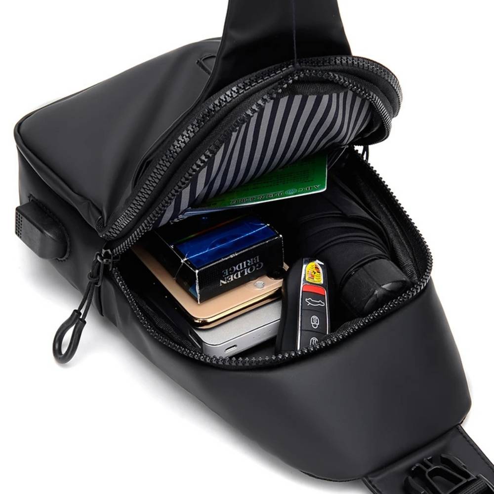Sac à dos et poitrine bandoulière intérieur