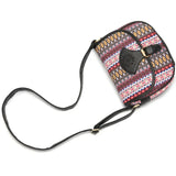 Sac bandoulière bohème chic noir à plat