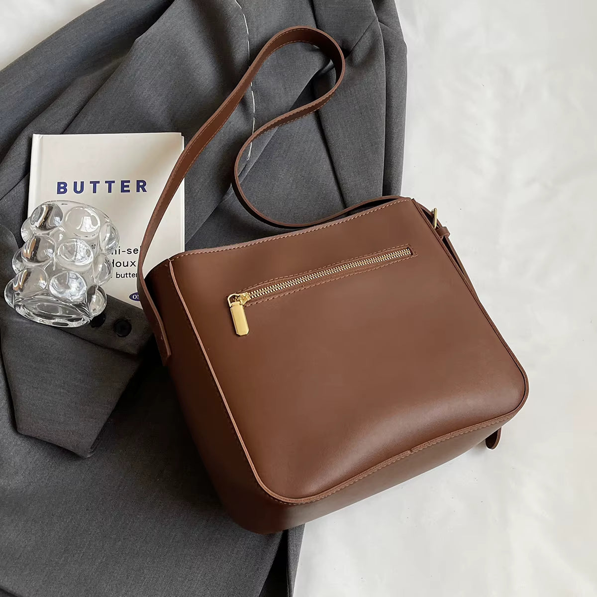 Sac à bandoulière cuir femme marron foncé, vue arrière