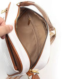 Vue intérieure du sac bandoulière matelassé blanc et marron