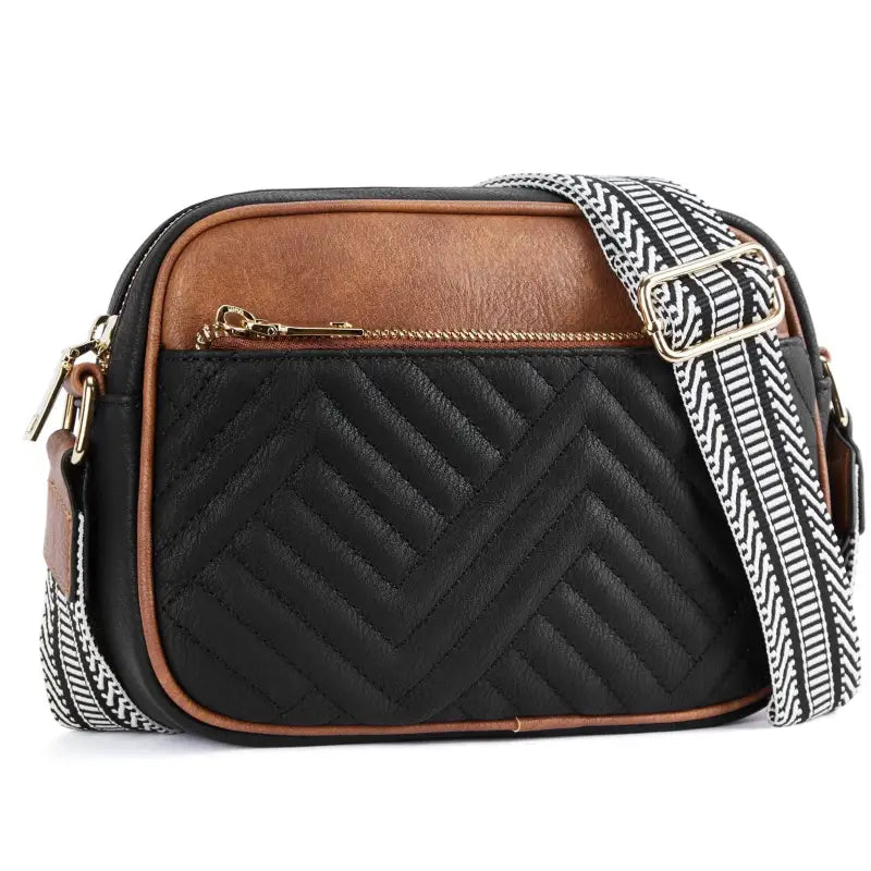 Sac bandoulière marron et noir avec façade noire et bandoulière à motifs