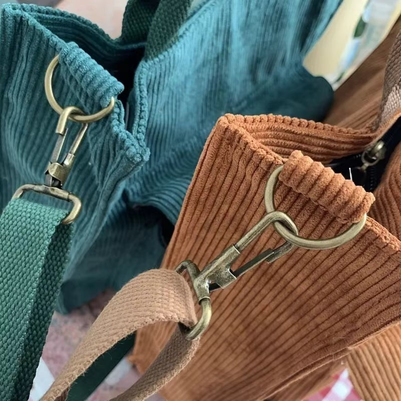 Sac bandoulière velours côté