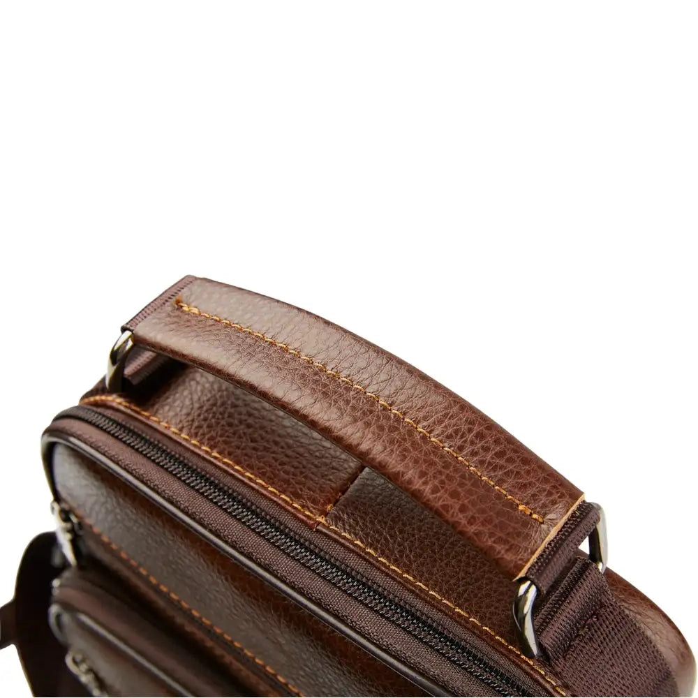 Sac bandoulière en véritable cuir marron poignée