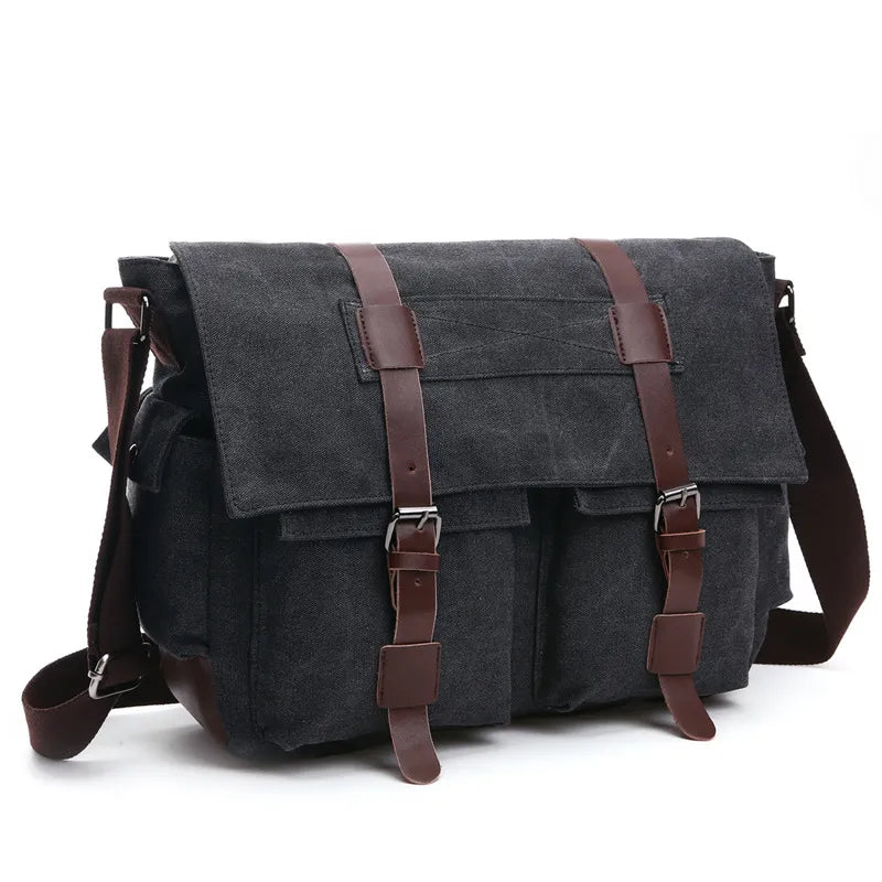 Sac en bandoulière vintage noir, vue de trois quarts