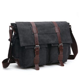 Sac en bandoulière vintage noir, vue de trois quarts