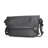 Sac besace bandoulière homme imperméable de trois quarts