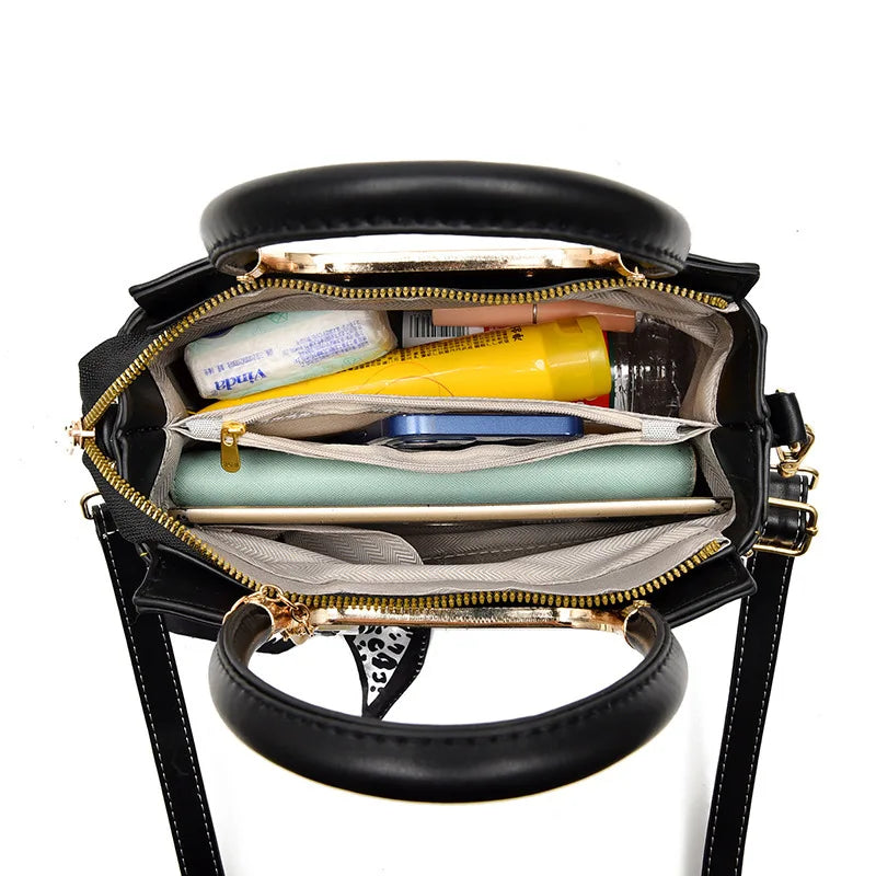 Sac à main à carreaux avec bandoulière intérieur rempli