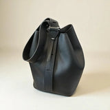 Sac seau bandoulière femme noir