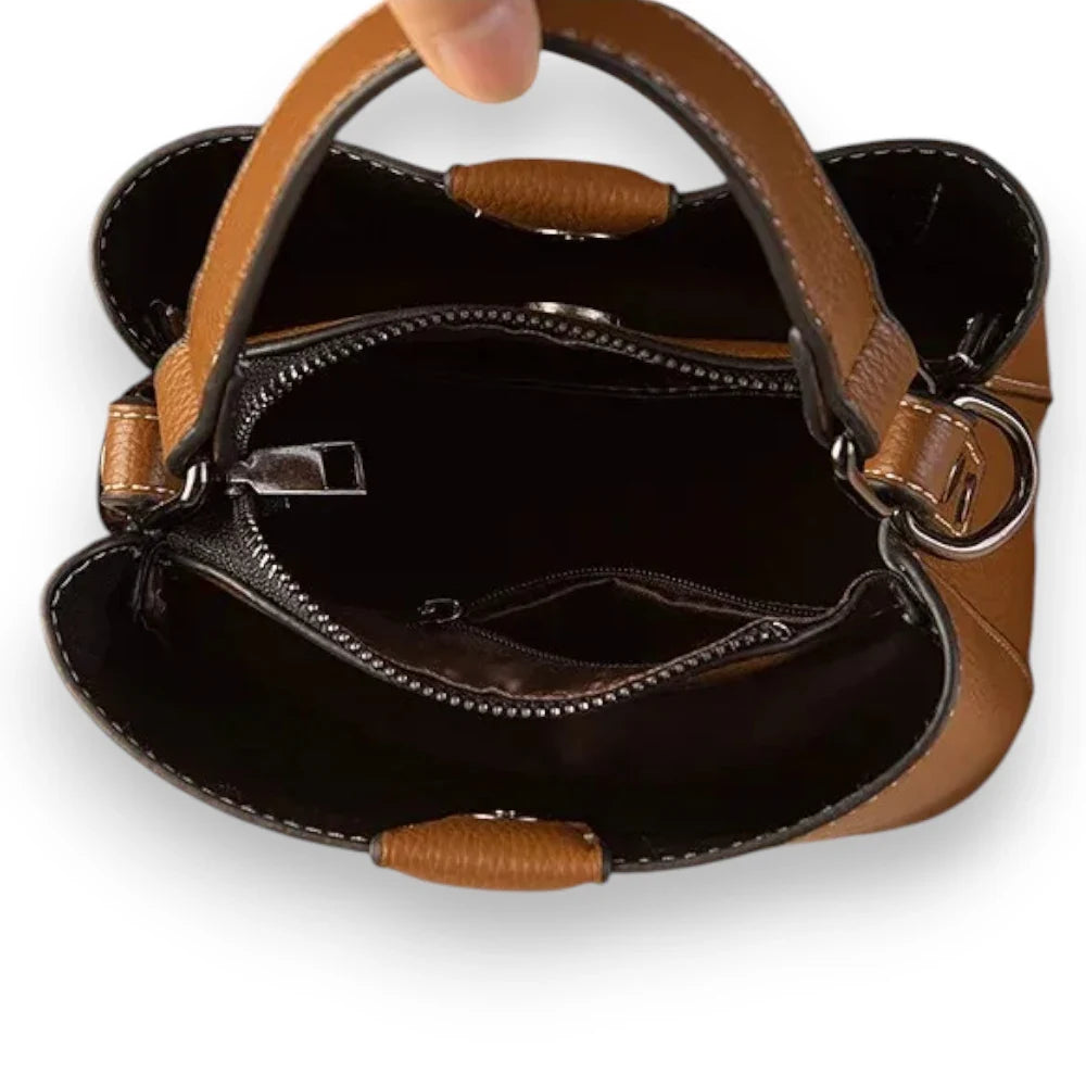 Sac seau cuir marron intérieur
