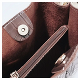 Sac seau en cuir marron intérieur