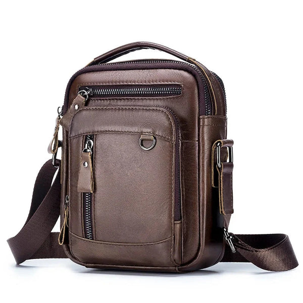 Sacoche pratique en cuir homme marron, vue de trois quarts