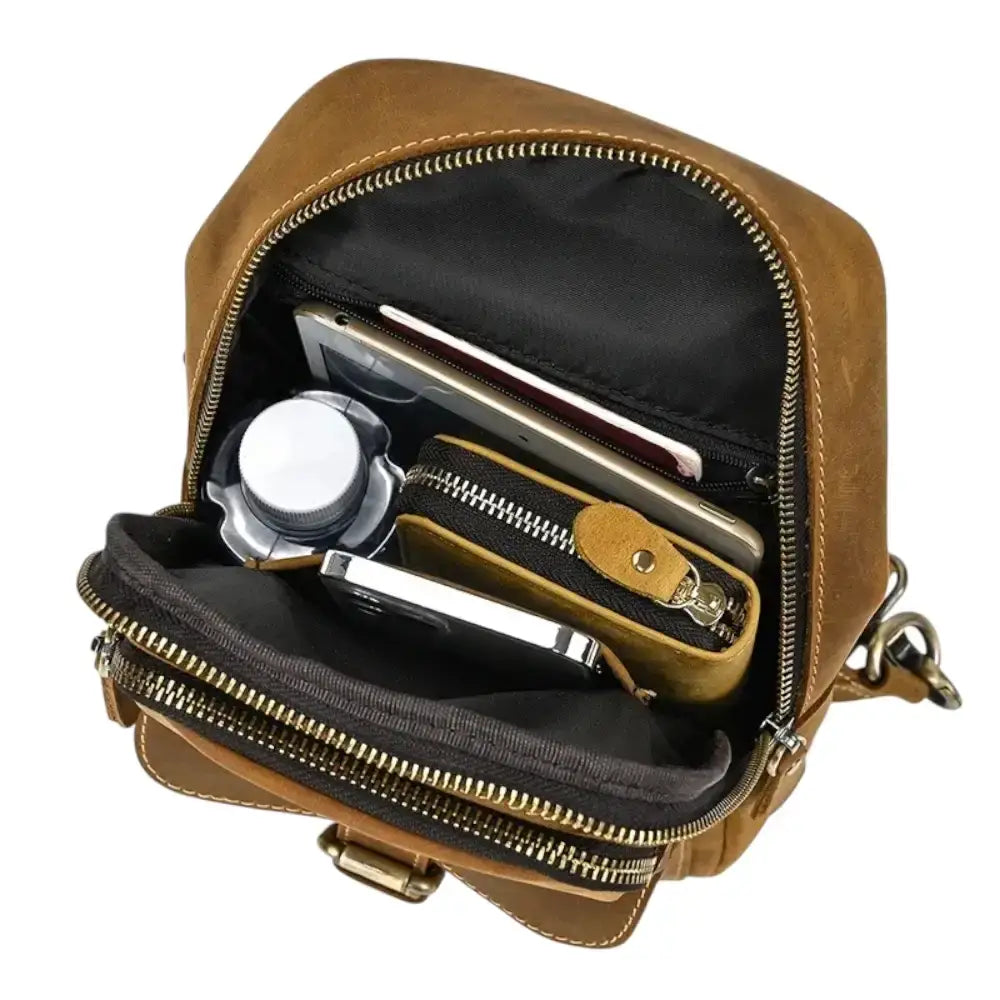 Sacoche vintage en cuir pour homme rempli